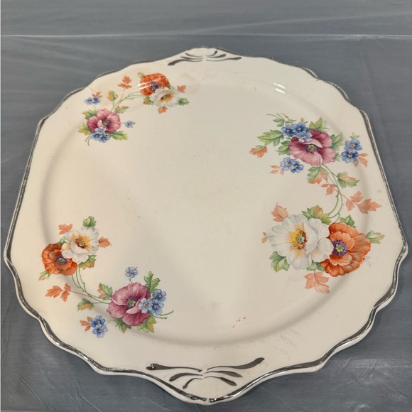Vintage Harker Pottery Amy Floral Cake Plate Cream Scalloped Edge 1930s - Picture 3 of 6
